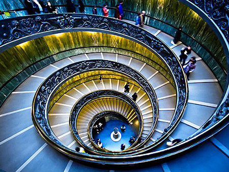 moment - Le moment présent et les vies antérieures Spiral_staircase_photography